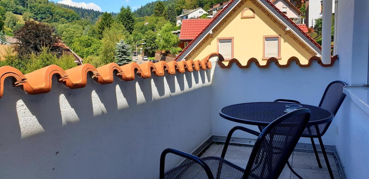 Apartmenthaus "Zum Lowen" Heidelberg - Ziegelhausen Esterno foto