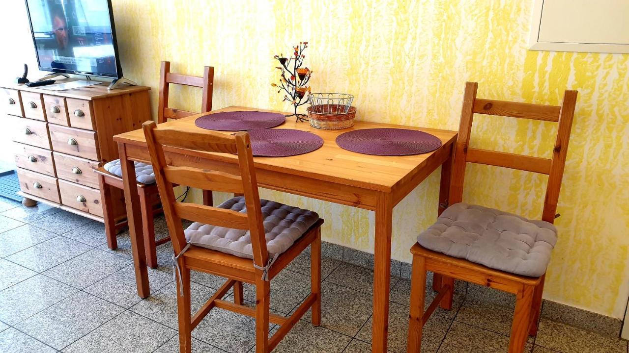 Apartmenthaus "Zum Lowen" Heidelberg - Ziegelhausen Esterno foto