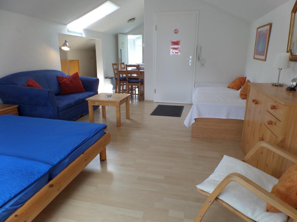 Apartmenthaus "Zum Lowen" Heidelberg - Ziegelhausen Esterno foto