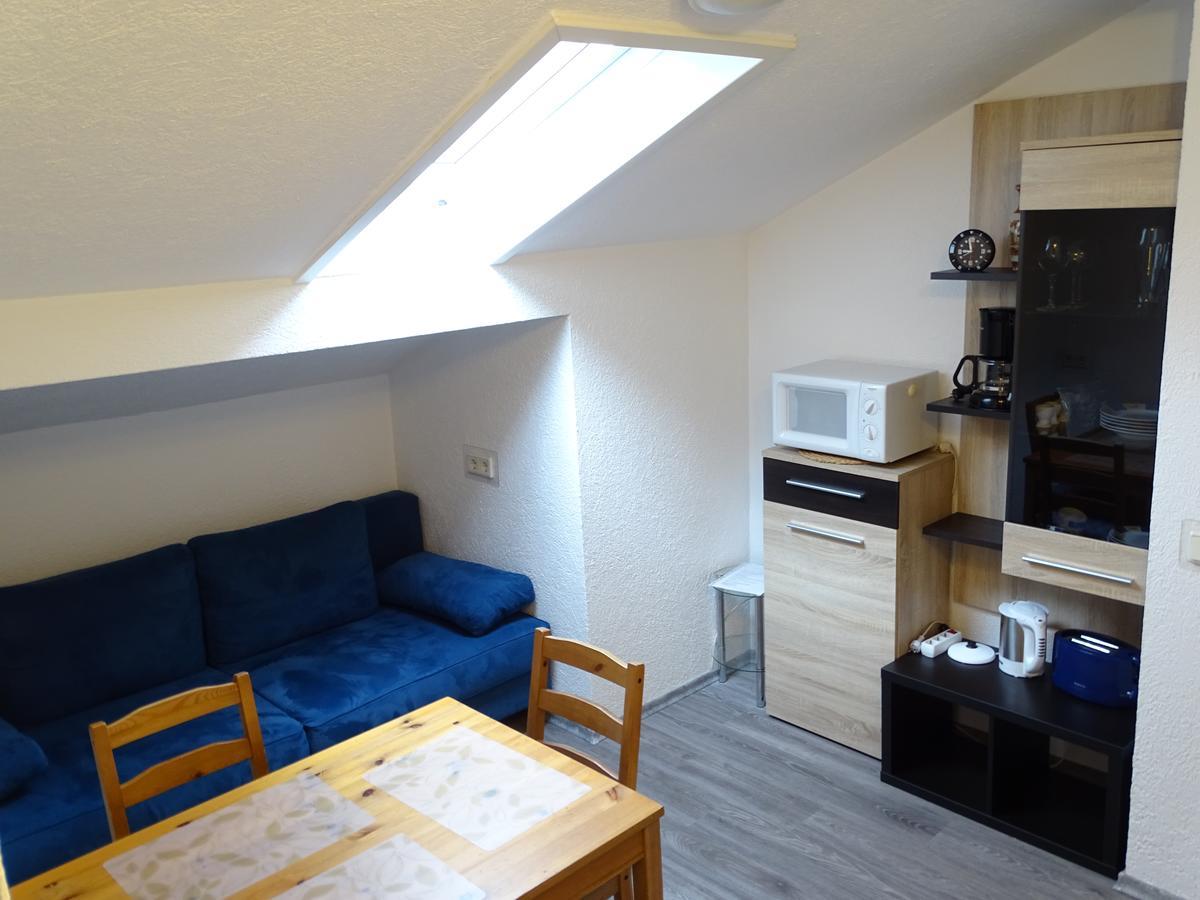 Apartmenthaus "Zum Lowen" Heidelberg - Ziegelhausen Esterno foto