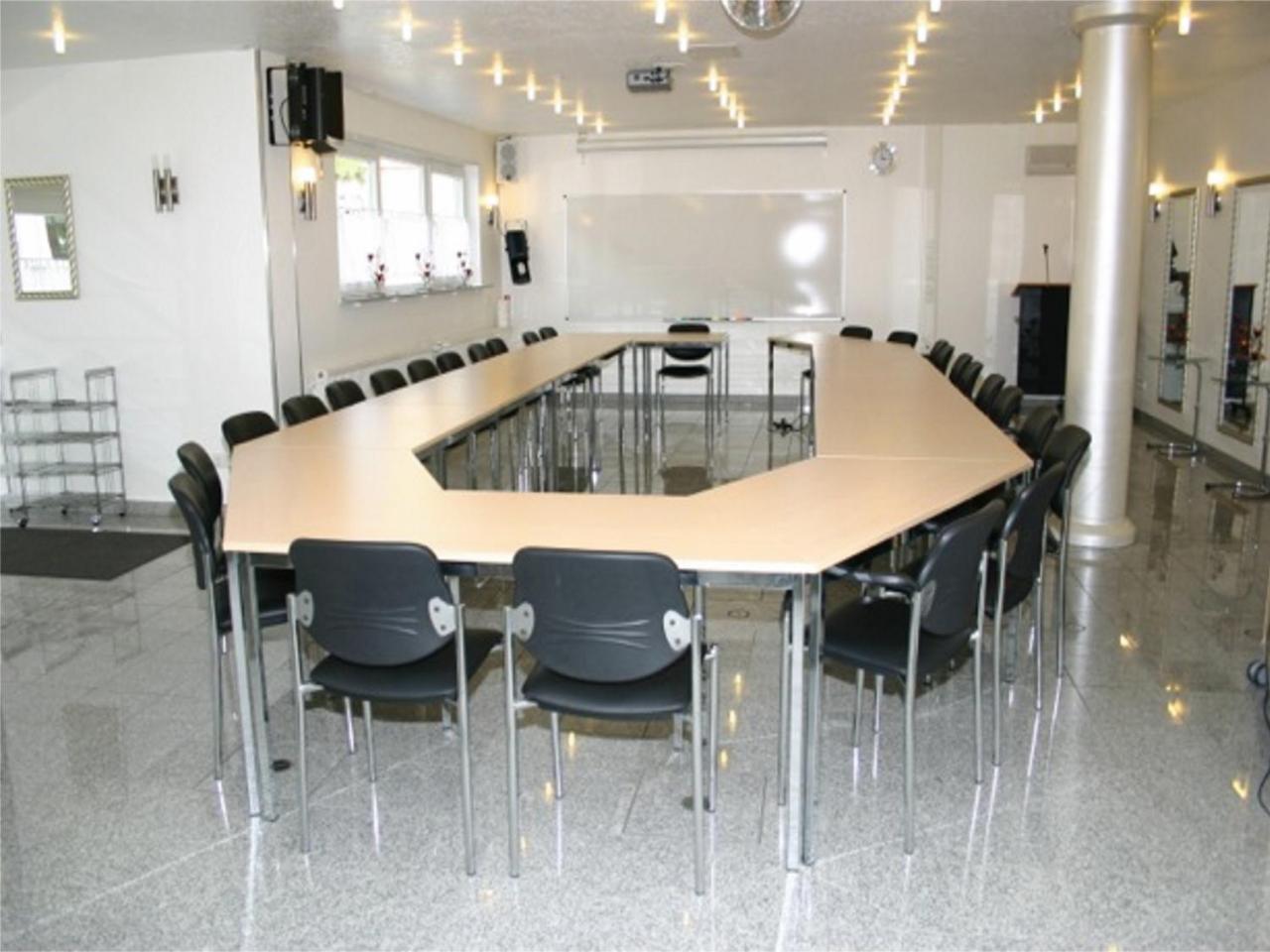 Apartmenthaus "Zum Lowen" Heidelberg - Ziegelhausen Esterno foto